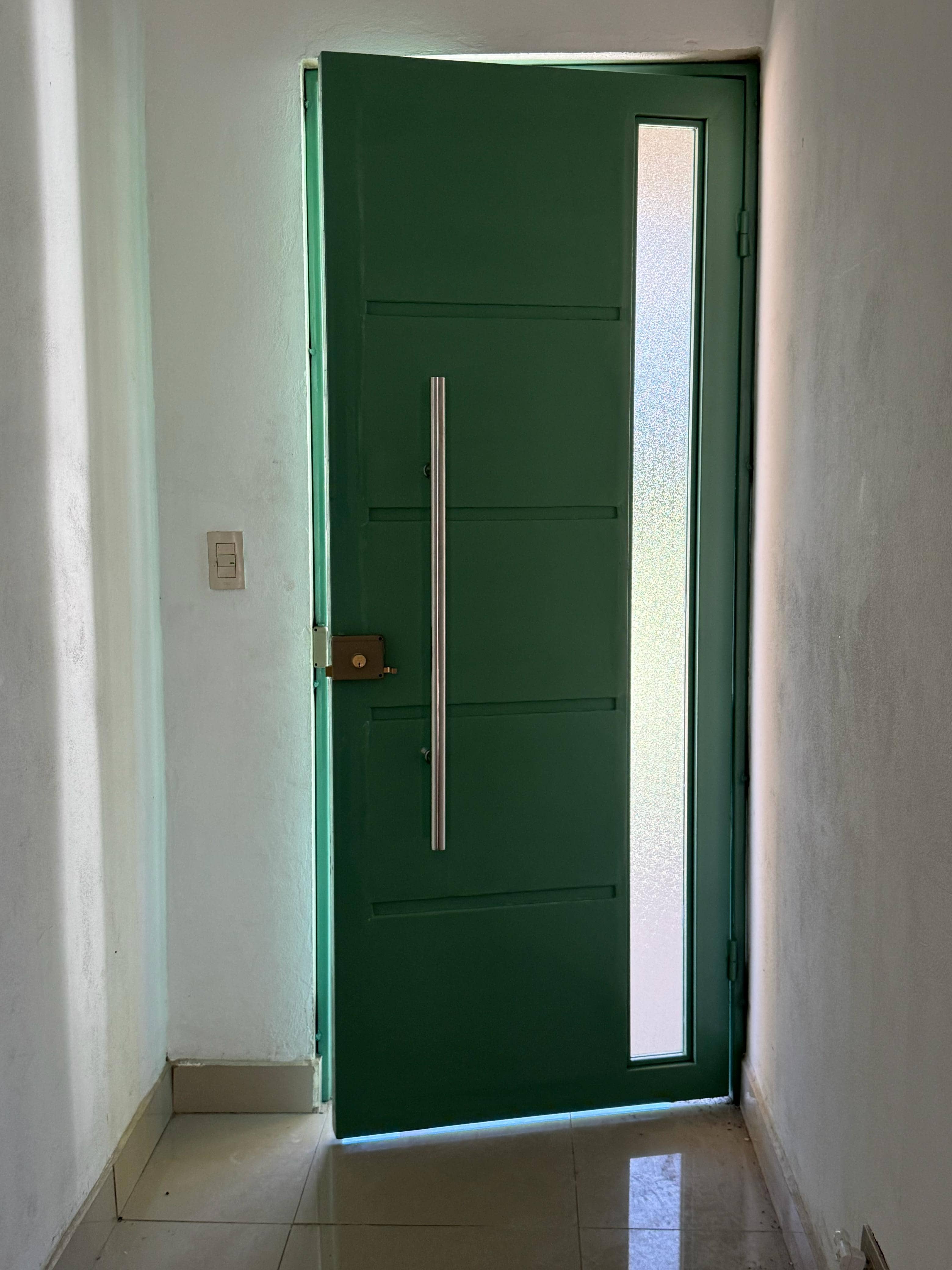 Puertas doble forro y vidrio
